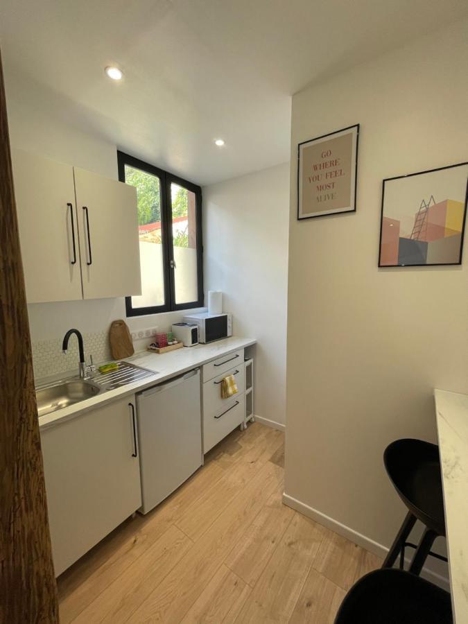 Magnifique Studio Cosy Avec Terrasse En Centre-Ville Provins Dış mekan fotoğraf